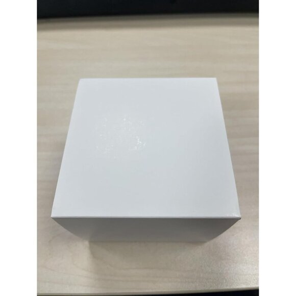 VICTORIA HYDE Womens Elegant Watch Mother of Pearl Dial Light Gold Leather Band - Picture 12 of 12